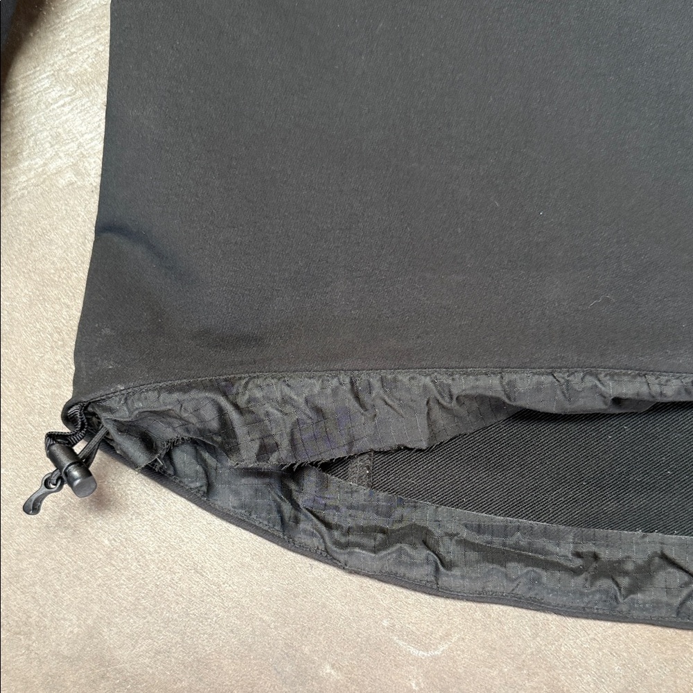 Arc’teryx Men’s Softshell Jacket Full Zip Black — Size L/G - Picture 3 of 8